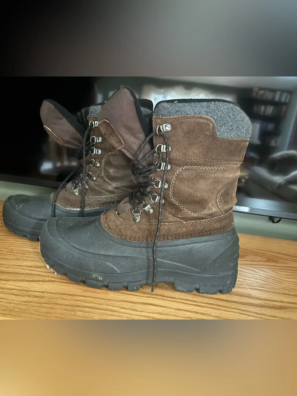 Men's Brown Insulated Winter Boots - Lace-Up, Waterproof